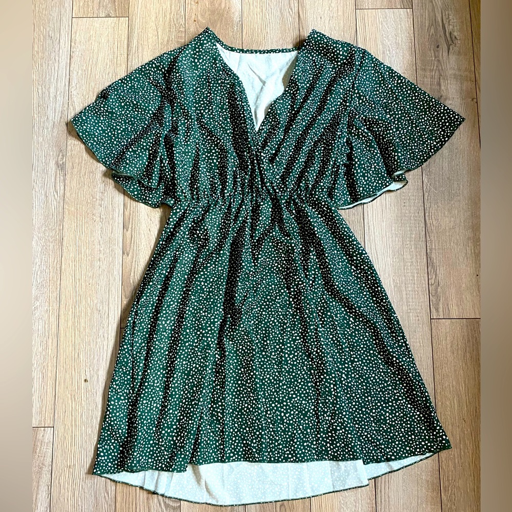 Hunter green  and white polka dot dress, size M, never worn